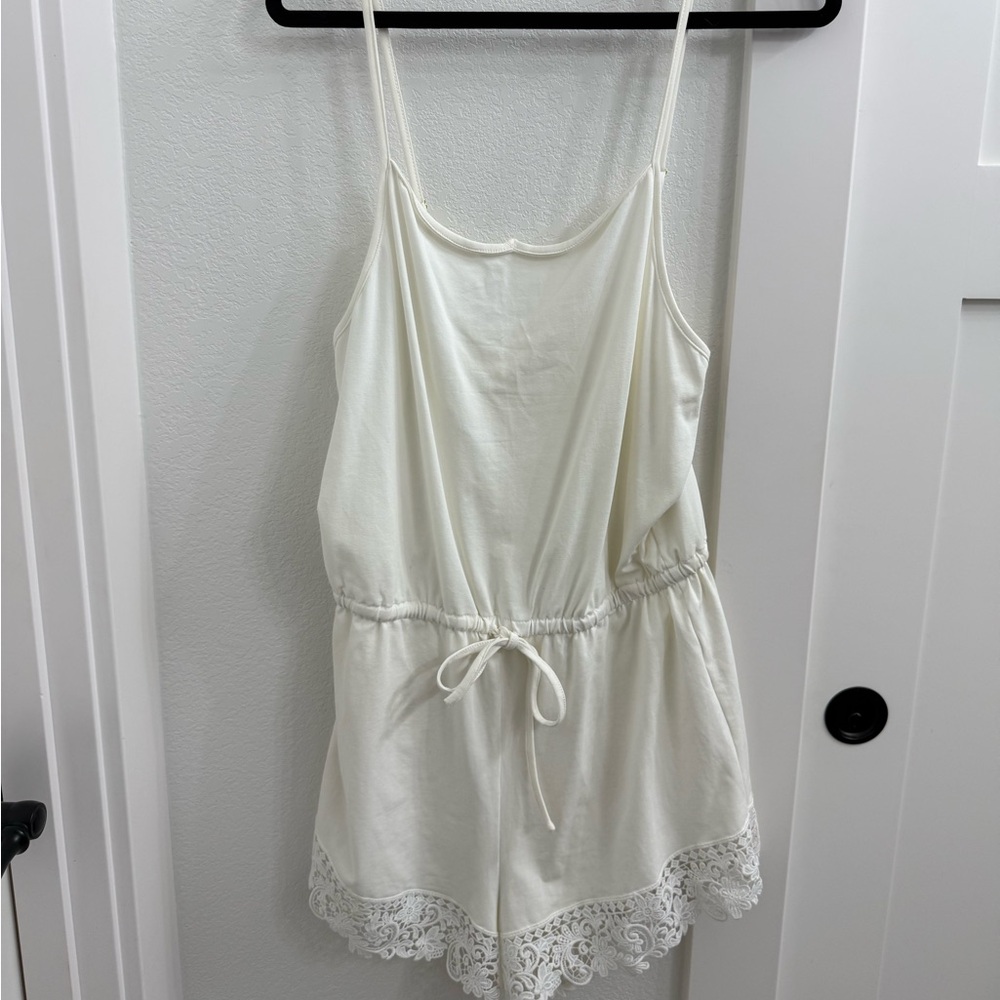 Le Rose bridal Ivory Lace Trim Romper - size large